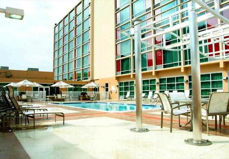 Courtyard Columbia Downtown At Usc Hotel Exterior photo