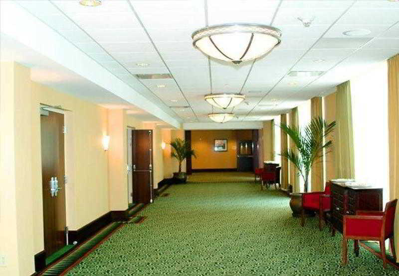 Courtyard Columbia Downtown At Usc Hotel Exterior photo